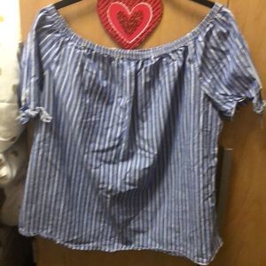 Women’s shirt